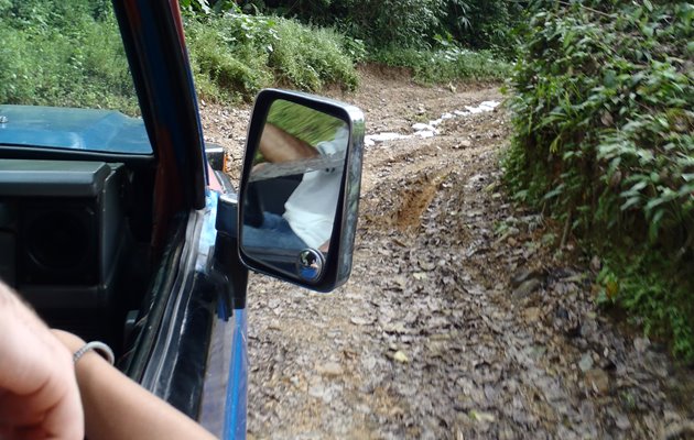 4WD ind til Mamey Lost City Trek Colombia