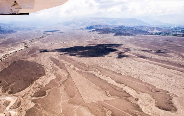 Den bedste måde at opleve de sagnomspundne Nazca-linjer på er fra et lille propelfly