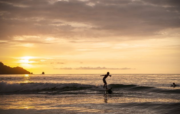 Oplev surfing i Costa Rica