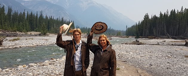 Veronica & Marcus dinousarieutgrävningar i Kanada