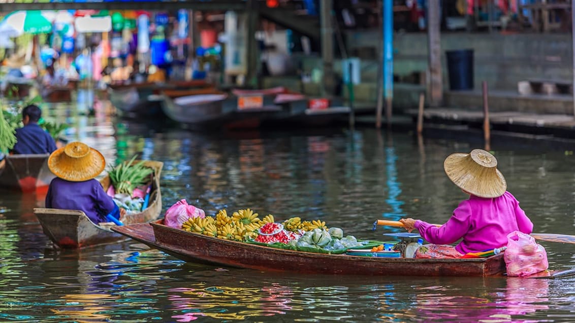 Amphawa market, Bangkok, Thailand