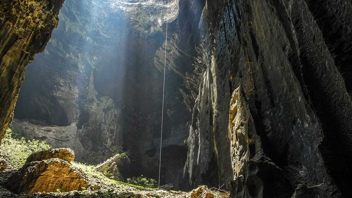 Gomantong-grottorna, Malaysia