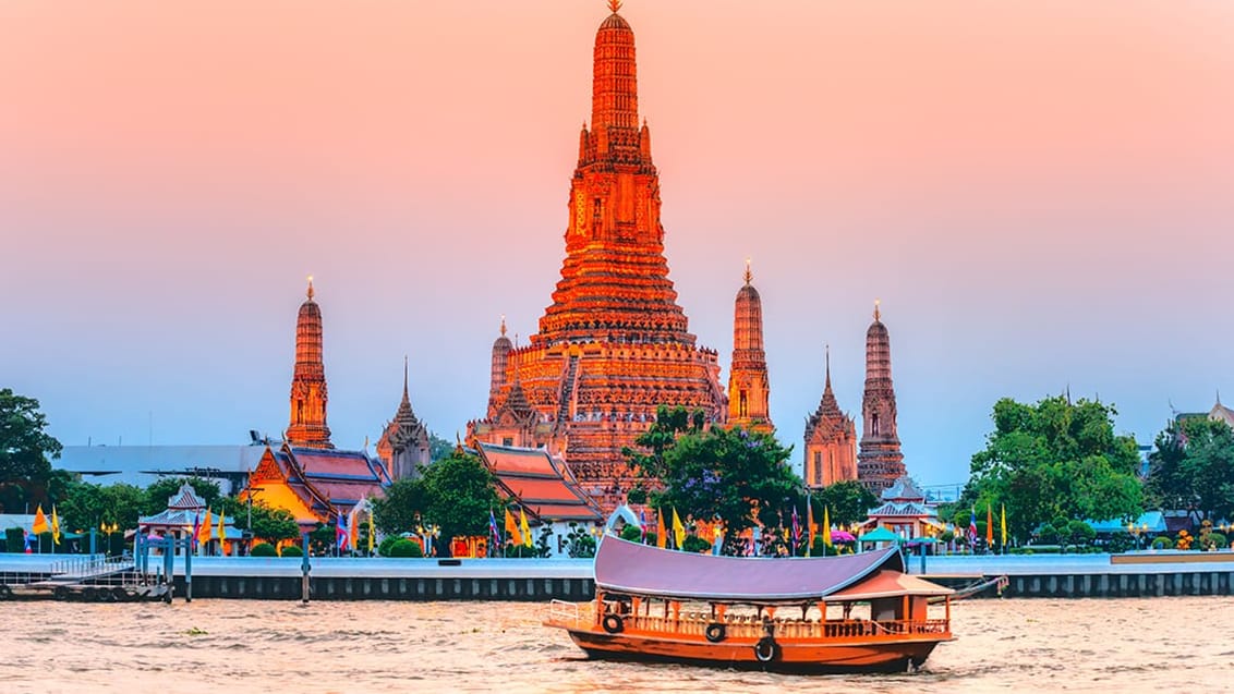 Wat Arun Market, Bangkok, Thailand