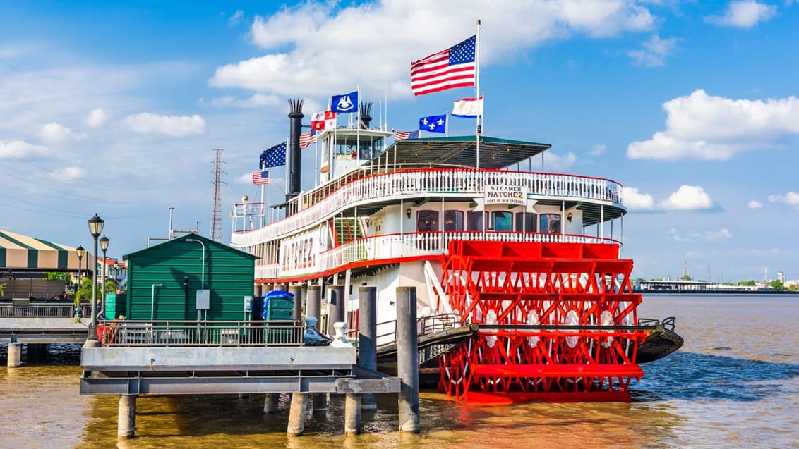 Steamboat Natchez, Mississippi River, USA
